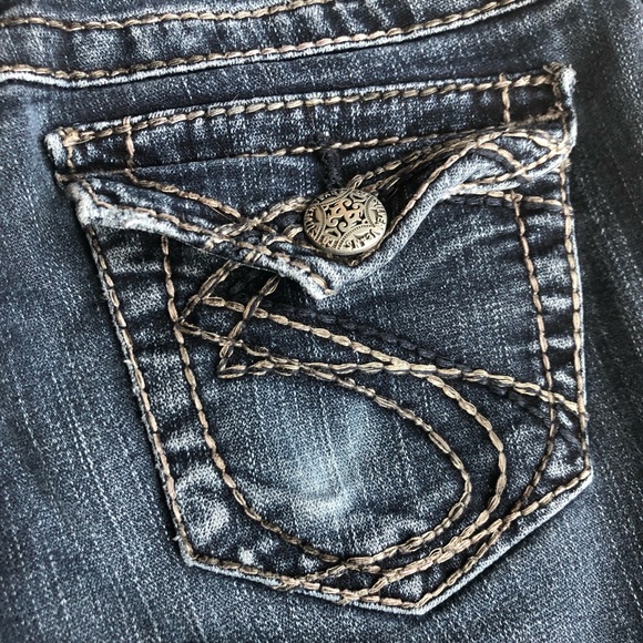 Silver Suki Dark Wash Distressed Denim Jeans Size 25 - Picture 4 of 11